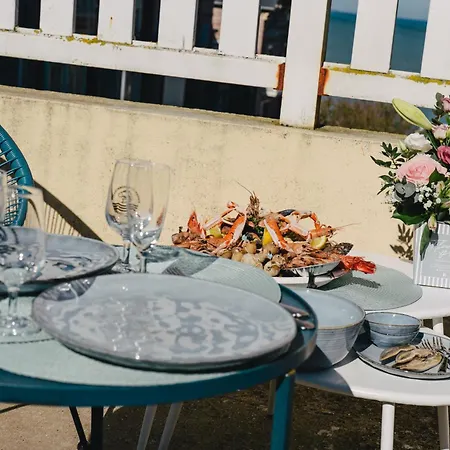 Apartment 04- La Potiniere- Proche - Rdc Avec Terrasse- Parking Gratuit *