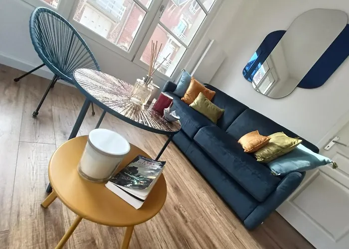 04- La Potinière- Proche - Rdc Avec Terrasse- Parking Gratuit *