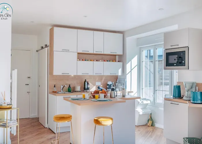 04- La Potiniere- Proche - Rdc Avec Terrasse- Parking Gratuit * Ault