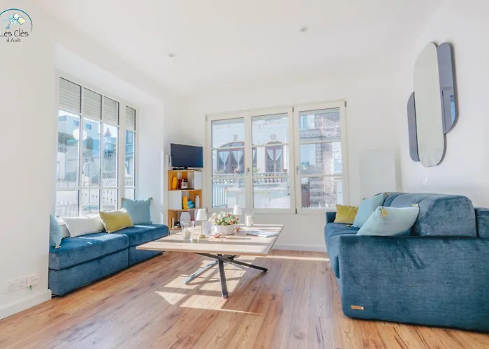 Apartment 04- La Potiniere- Proche - Rdc Avec Terrasse- Parking Gratuit *